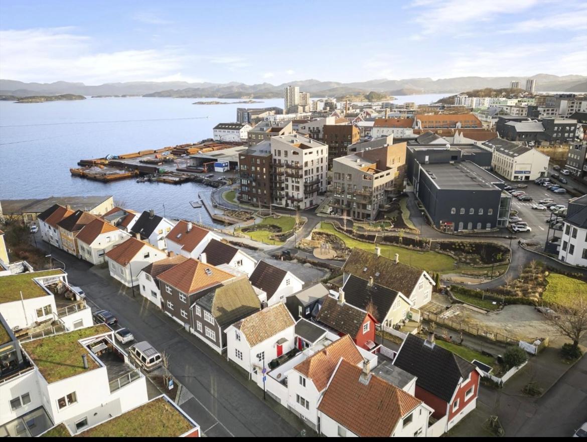 Urban Apartment With Rooftop Stavanger